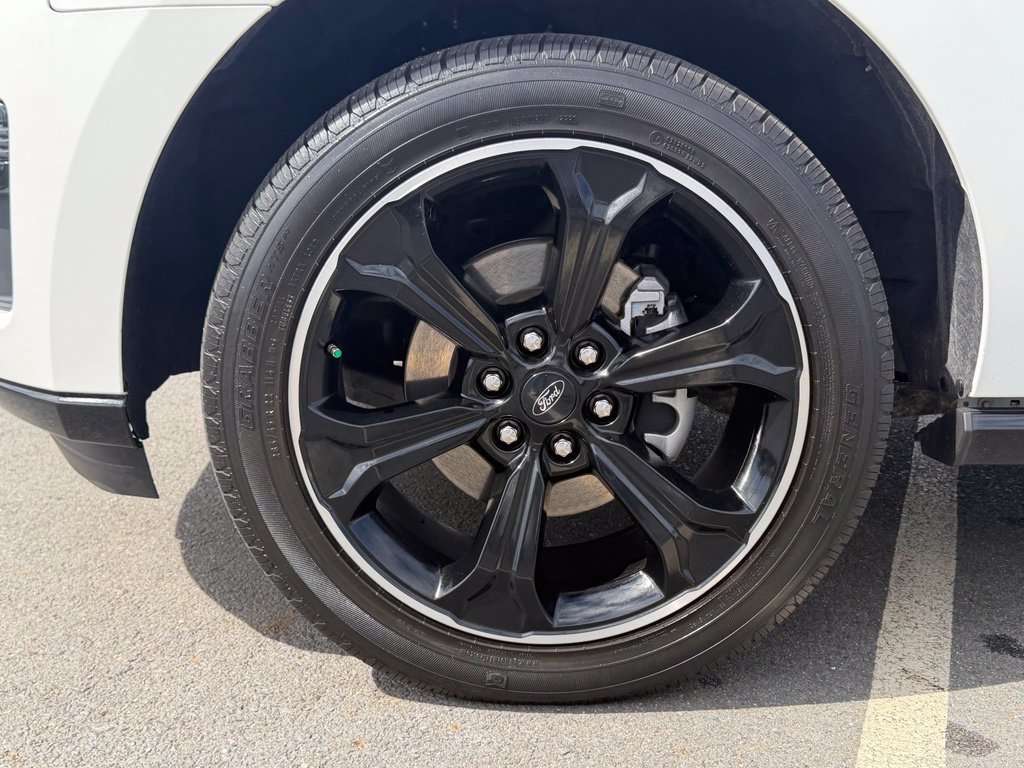 Used 2023 Ford Expedition Limited RWD image 11