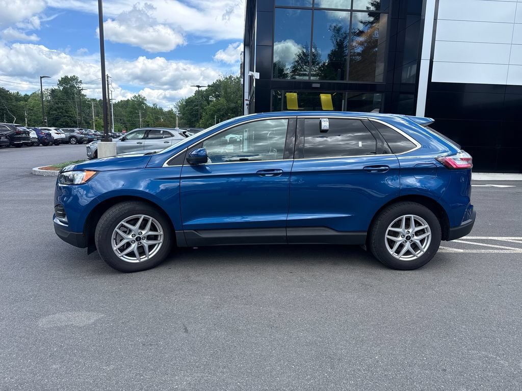 Used 2024 Ford Edge SEL AWD/4WD image 2