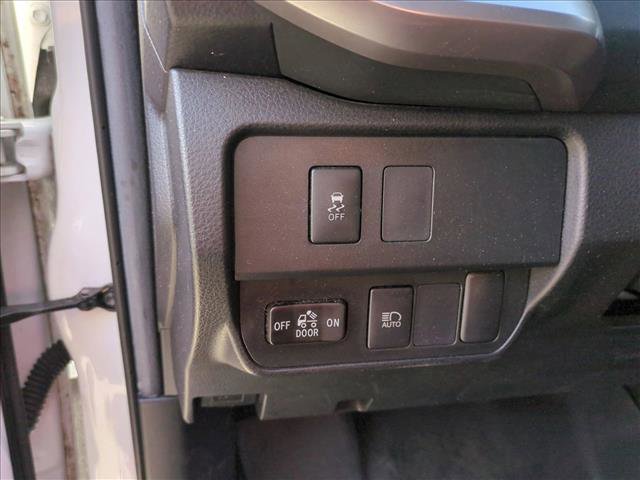 Certified 2022 Toyota Tacoma SR5 w/ Technology Package image 13