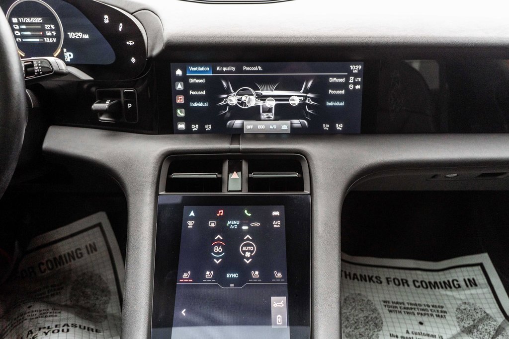 Used 2021 Porsche Taycan 4S image 22