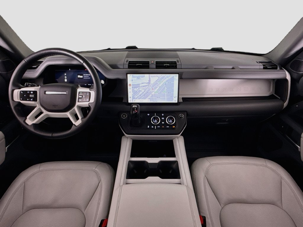 Used 2025 Land Rover Defender 90 S AWD/4WD image 9