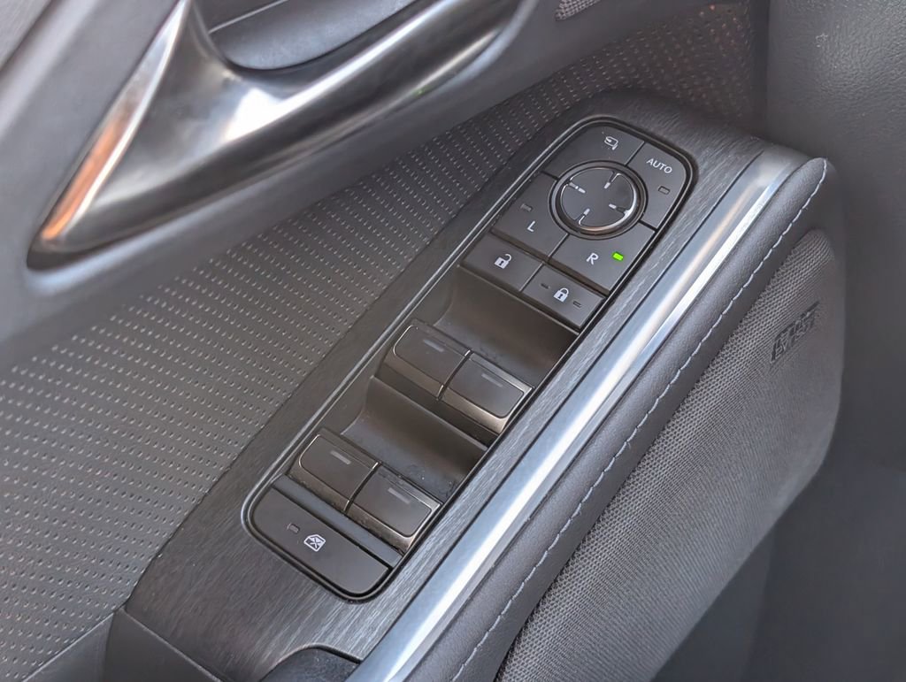 Used 2024 Lexus GX 550 image 24