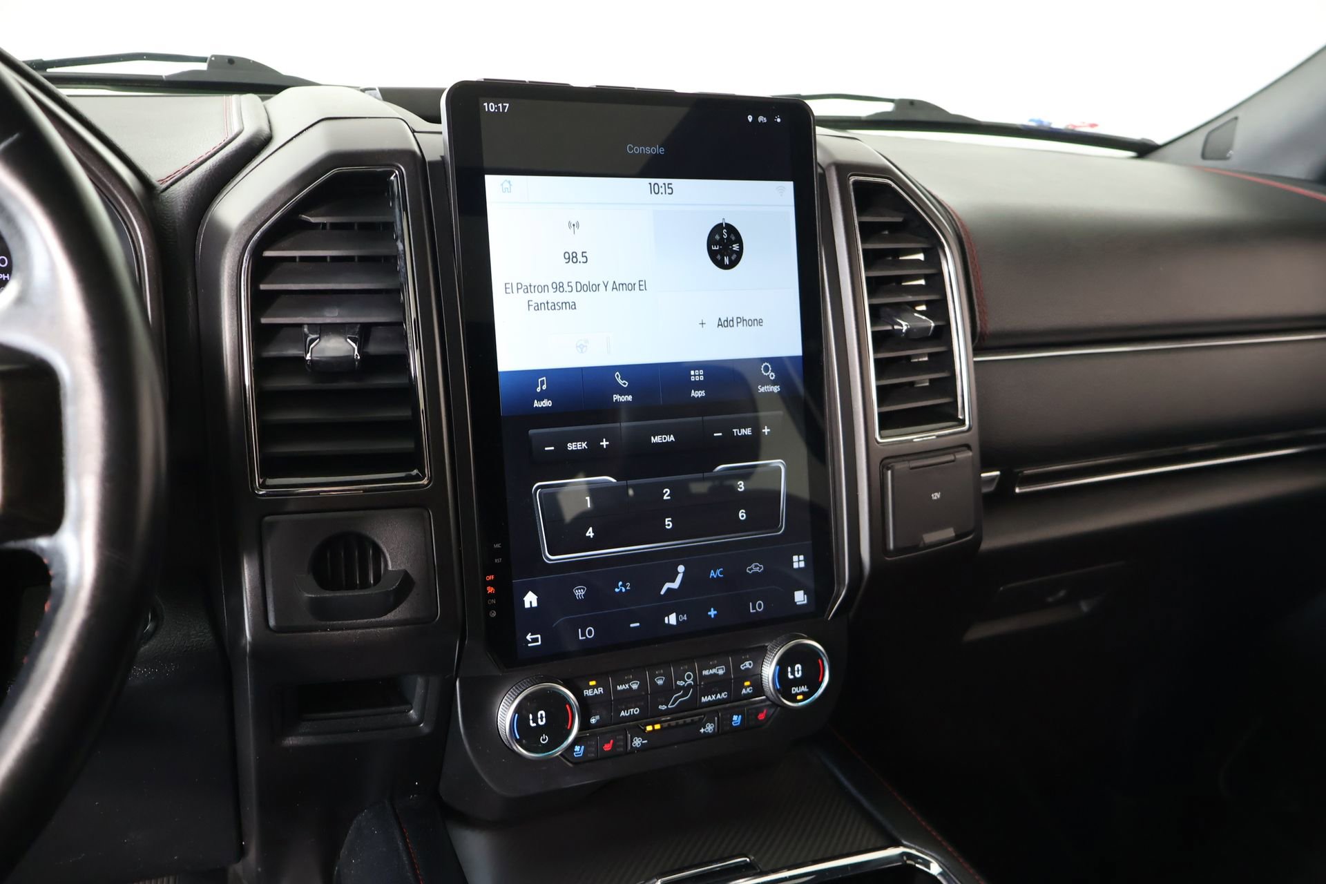 Used 2020 Ford Expedition Limited w/ Equipment Group 303A AWD/4WD image 5