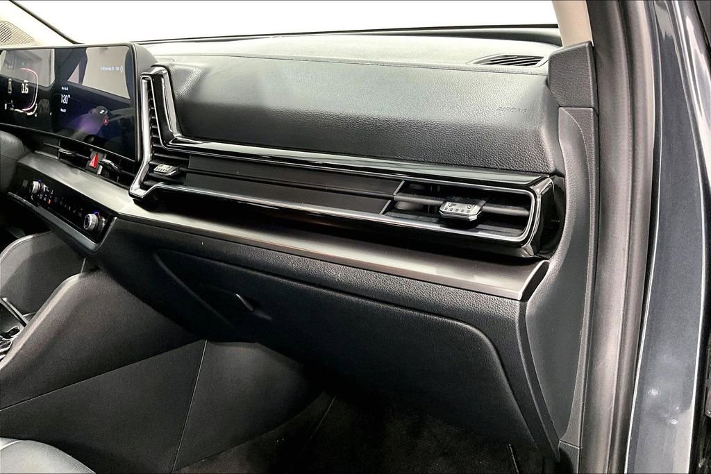 Used 2024 Kia Sportage EX image 19