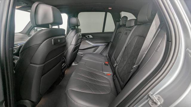 Used 2025 BMW X5 sDrive40i w/ Climate Comfort Package RWD image 18