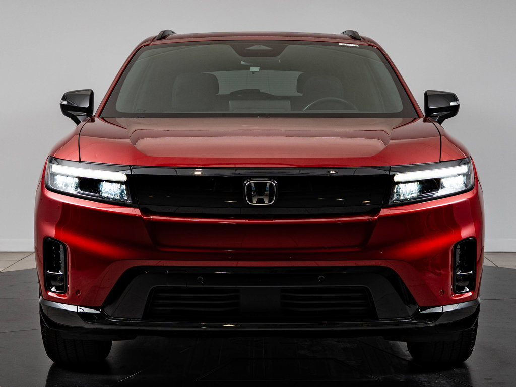 Used 2024 Honda Prologue Touring image 2