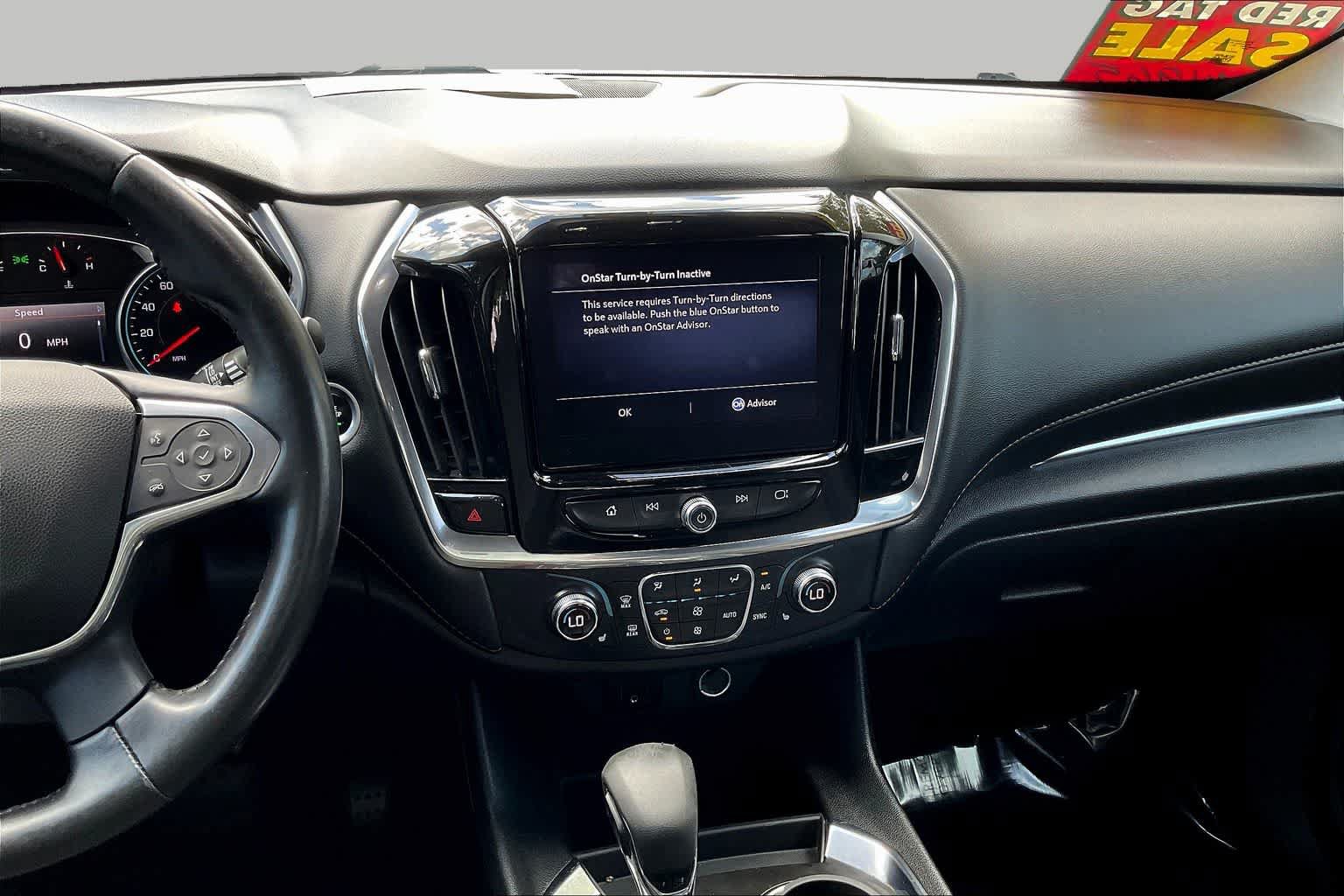 Used 2021 Chevrolet Traverse LT FWD image 7