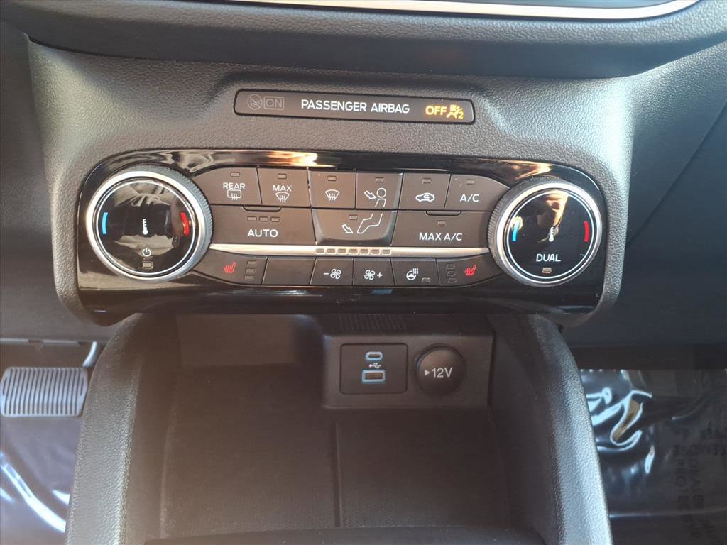 Used 2022 Ford Escape SEL image 18