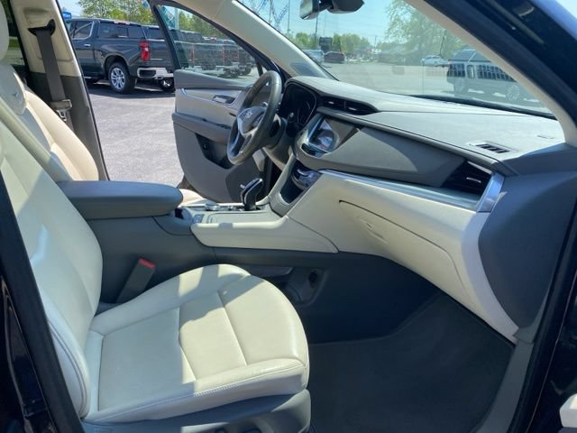 Used 2022 Cadillac XT5 Premium Luxury AWD/4WD image 43