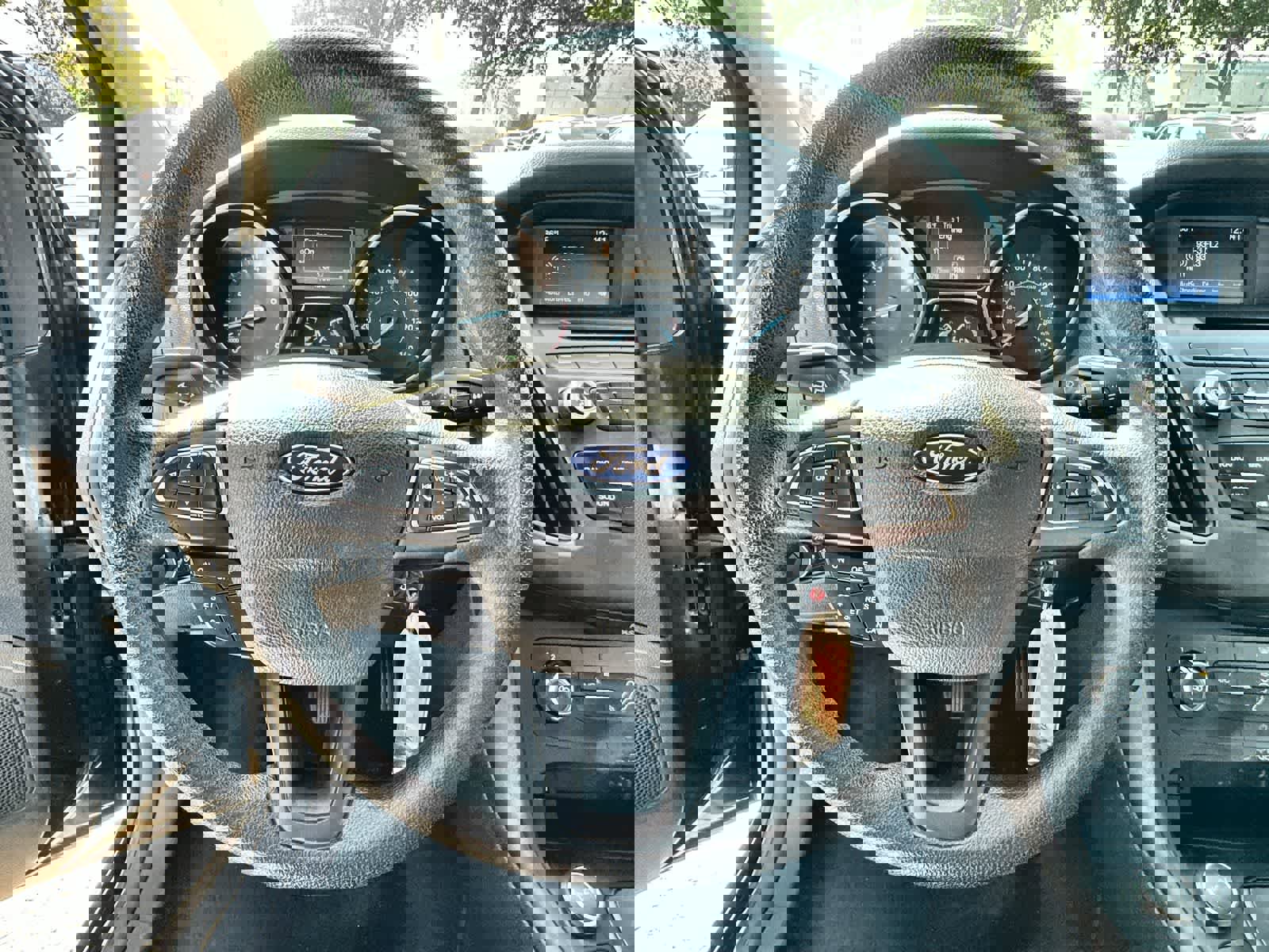 Used 2016 Ford Focus SE w/ SE Power Seat Package image 15