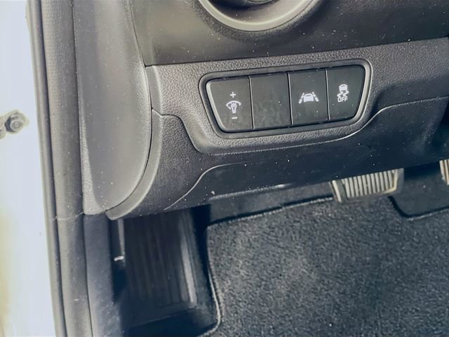 Used 2020 Kia Forte LXS FWD image 11