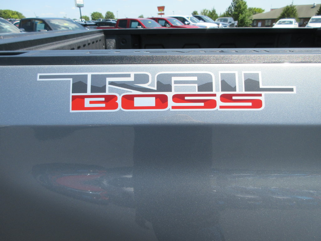 New 2026 Chevrolet Silverado 1500 LT Trail Boss w/ LT Trail Boss Premium Package AWD/4WD image 13