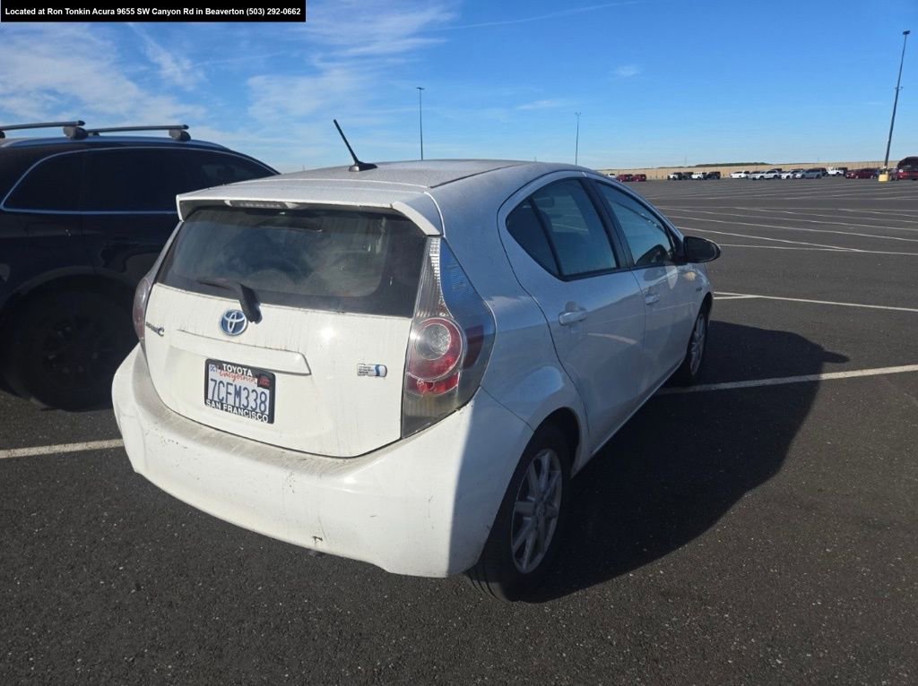 Used 2013 Toyota Prius C Three image 4