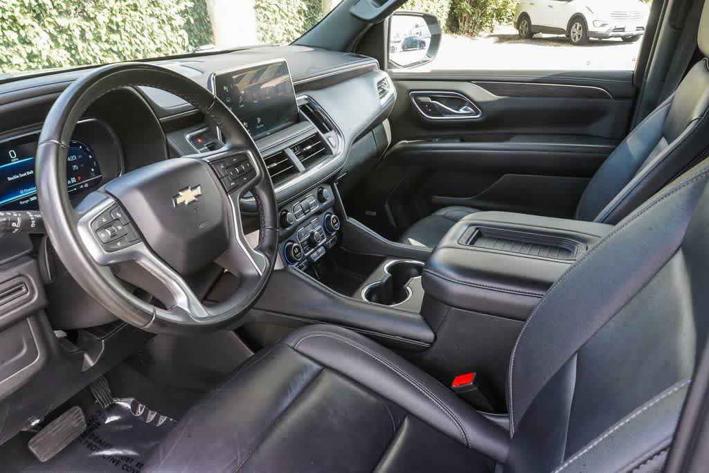Used 2024 Chevrolet Suburban LT AWD/4WD image 17