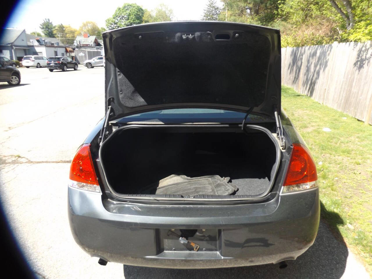 Used 2013 Chevrolet Impala LS FWD image 5