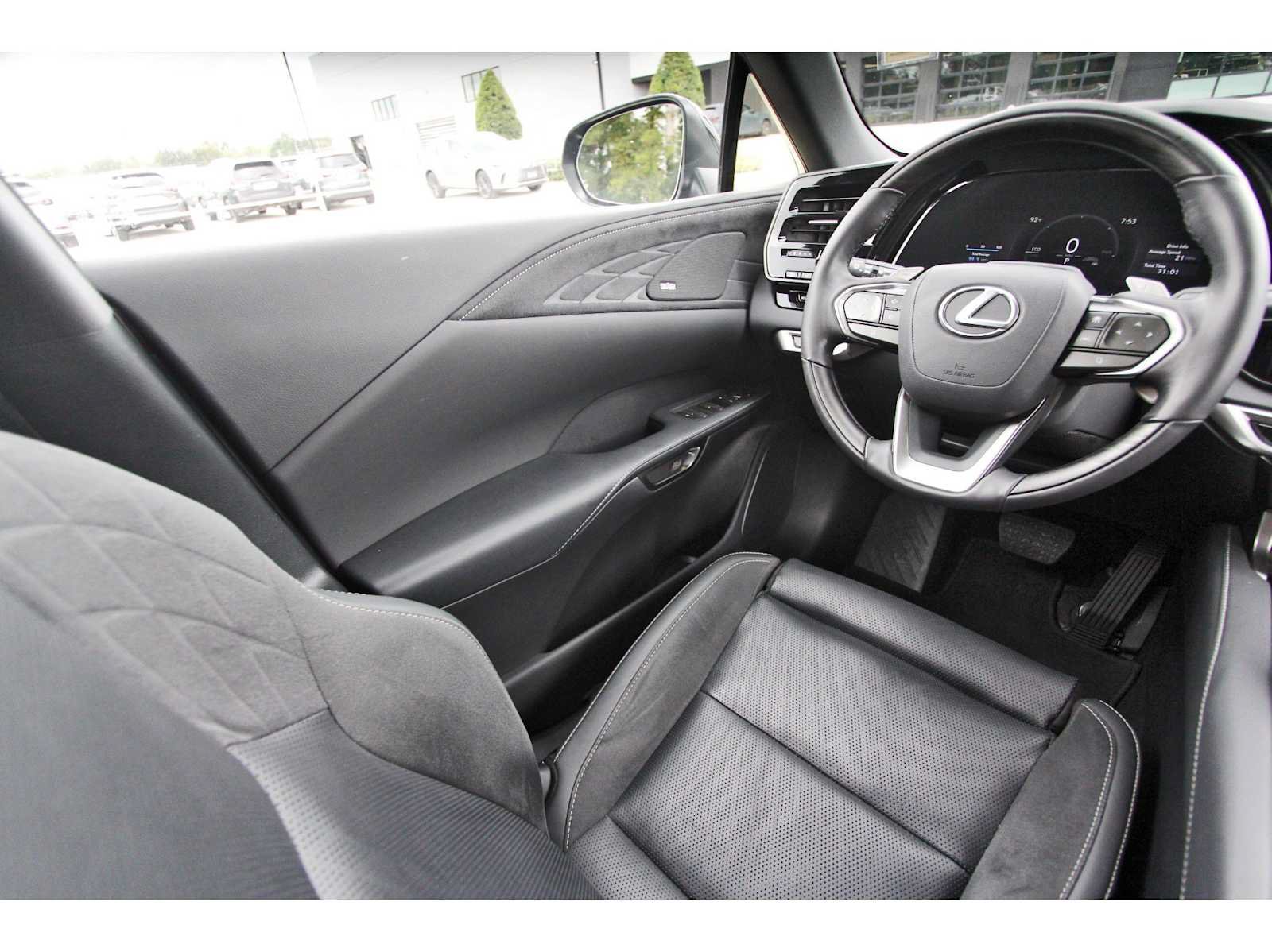 Used 2025 Lexus RX 450h AWD w/ Convenience Package image 6