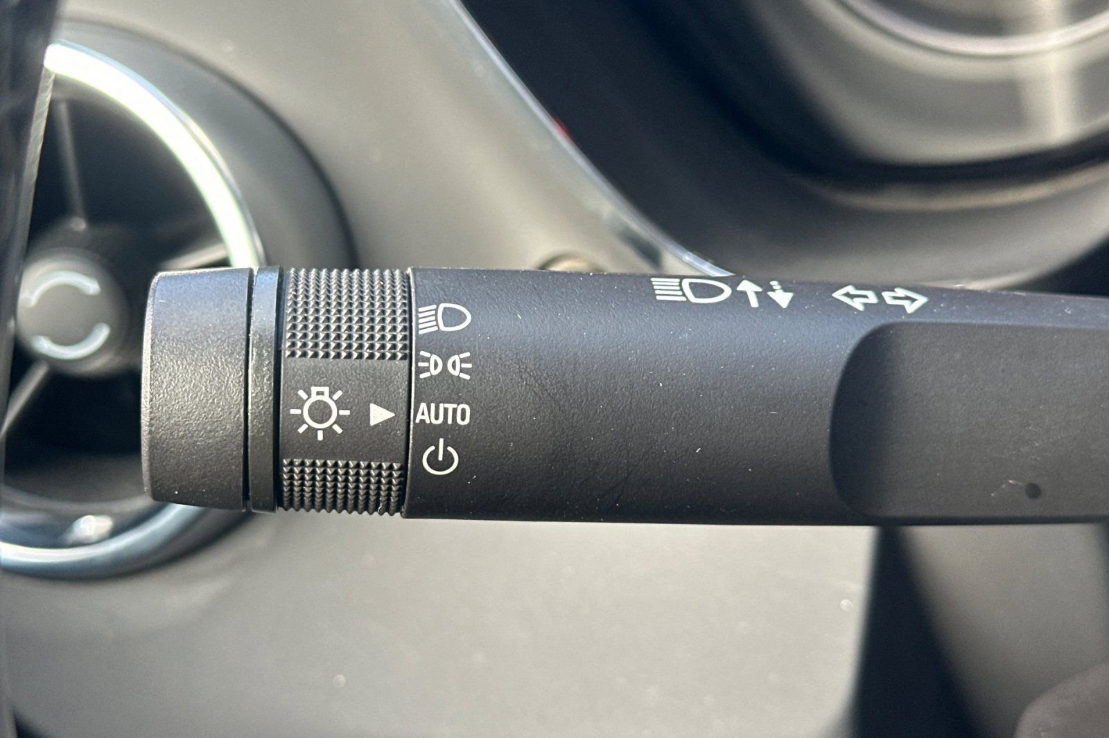 Used 2023 Chevrolet Camaro LT image 38