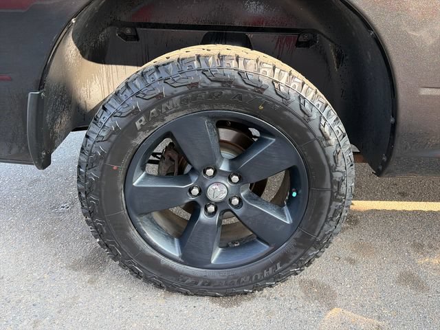 Used 2015 RAM 1500 ST AWD/4WD image 15
