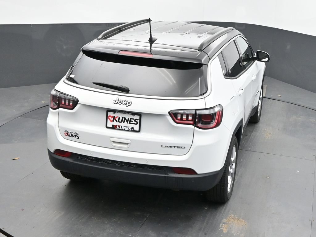 Used 2025 Jeep Compass Limited AWD/4WD image 44