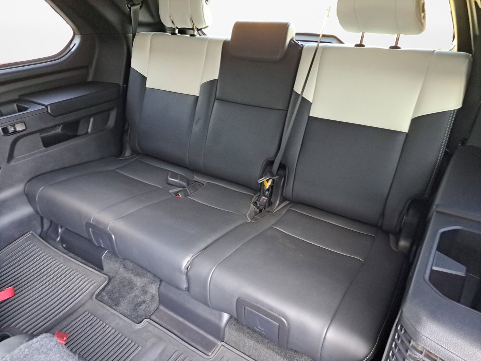 Used 2024 Toyota Sequoia Capstone image 16