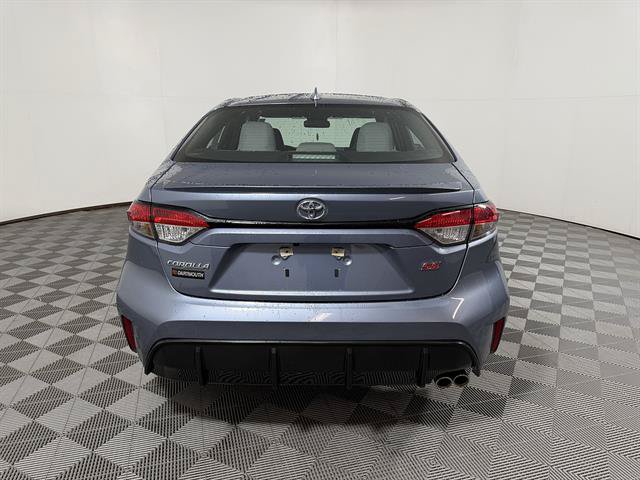 Used 2023 Toyota Corolla SE w/ Carpet Mat Package (TMS) FWD image 6