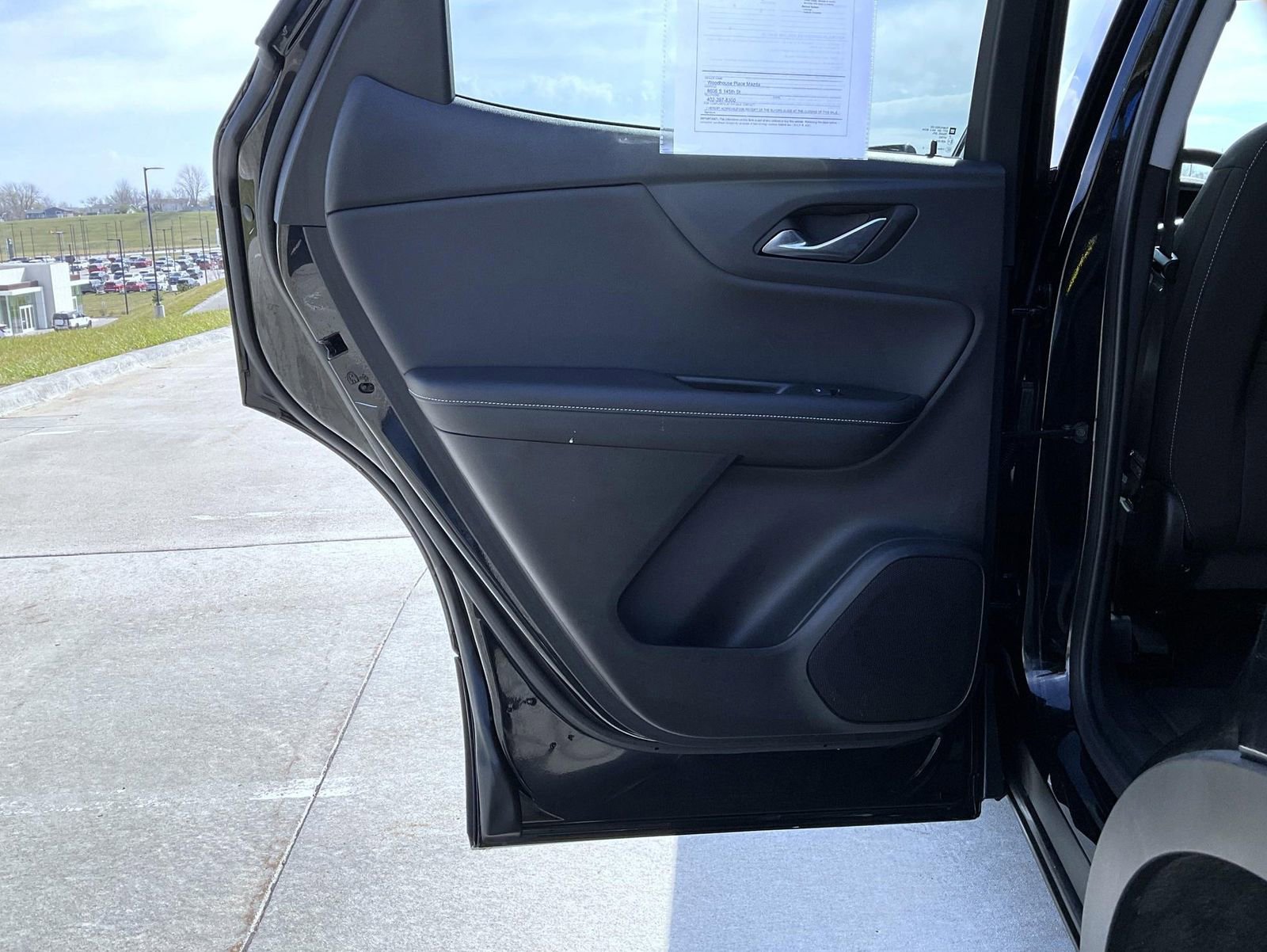 Used 2025 Chevrolet Blazer LT AWD/4WD image 18