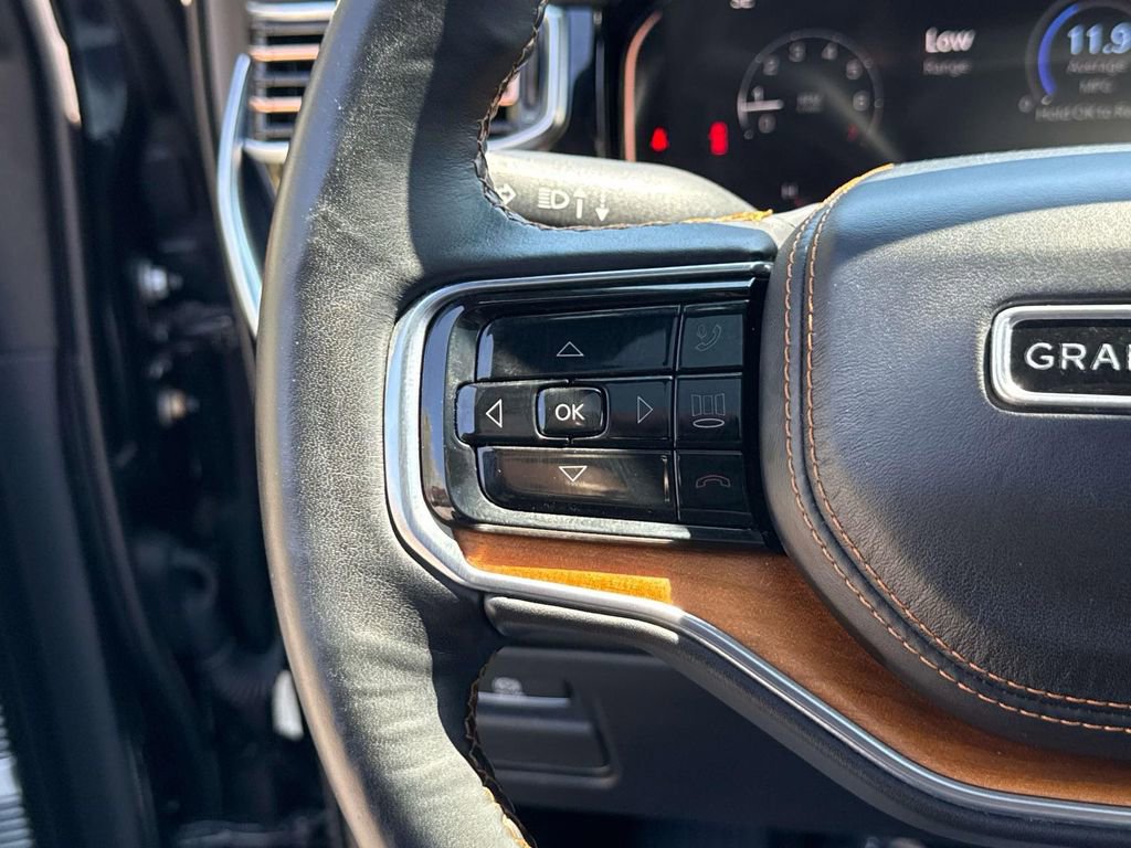 Used 2022 Jeep Grand Wagoneer Series III image 37