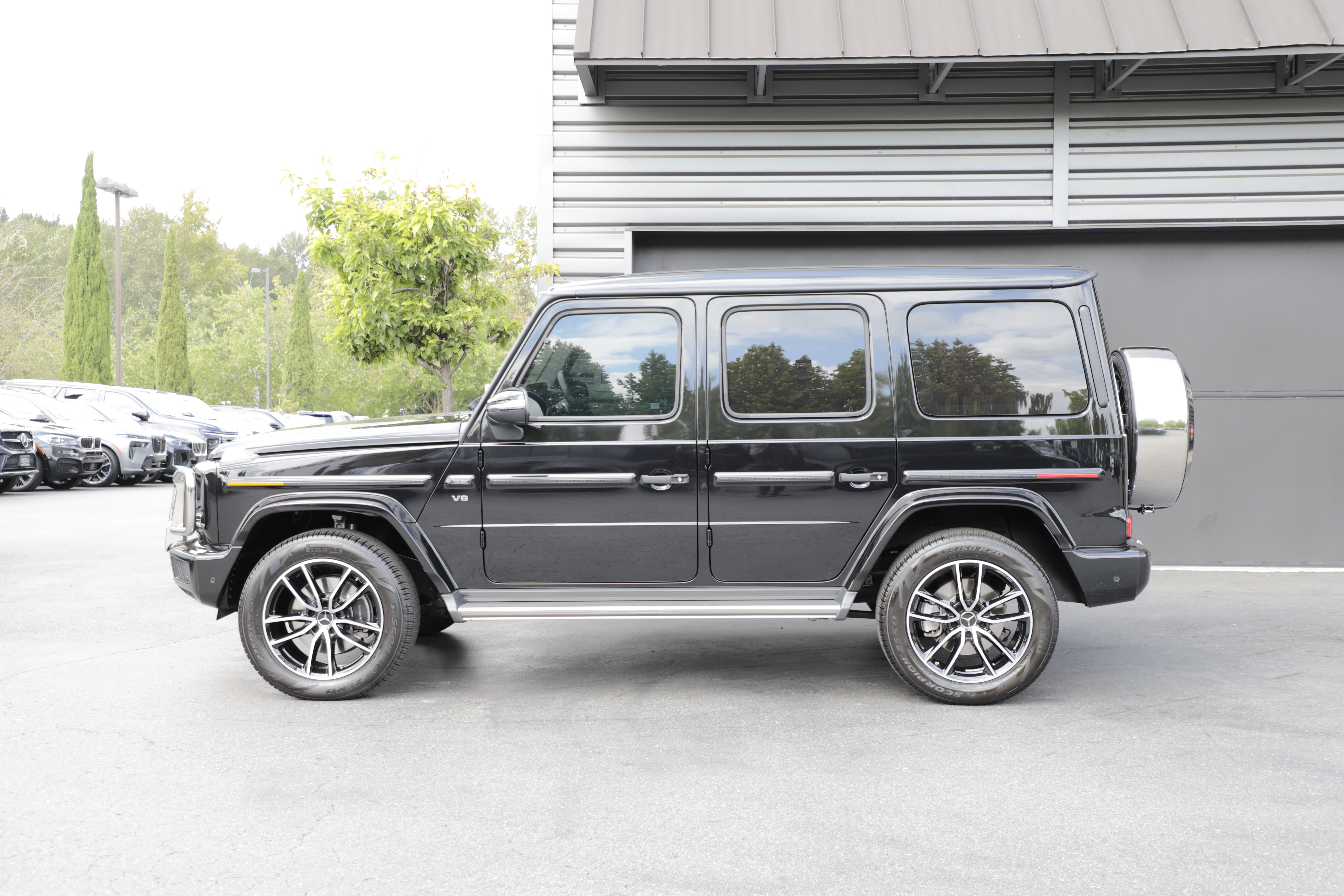 Used 2024 Mercedes-Benz G 550 image 5