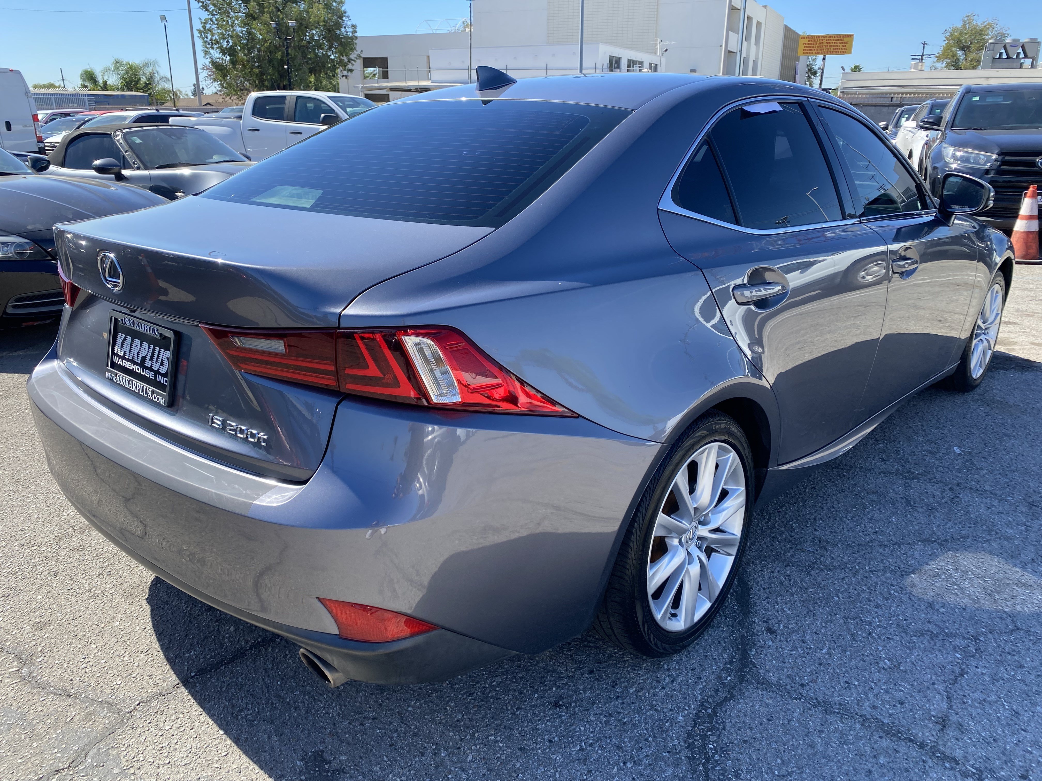 Used 2016 Lexus IS 200t RWD image 9