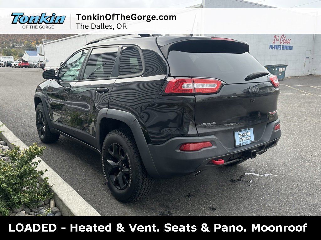 Used 2017 Jeep Cherokee Trailhawk image 8