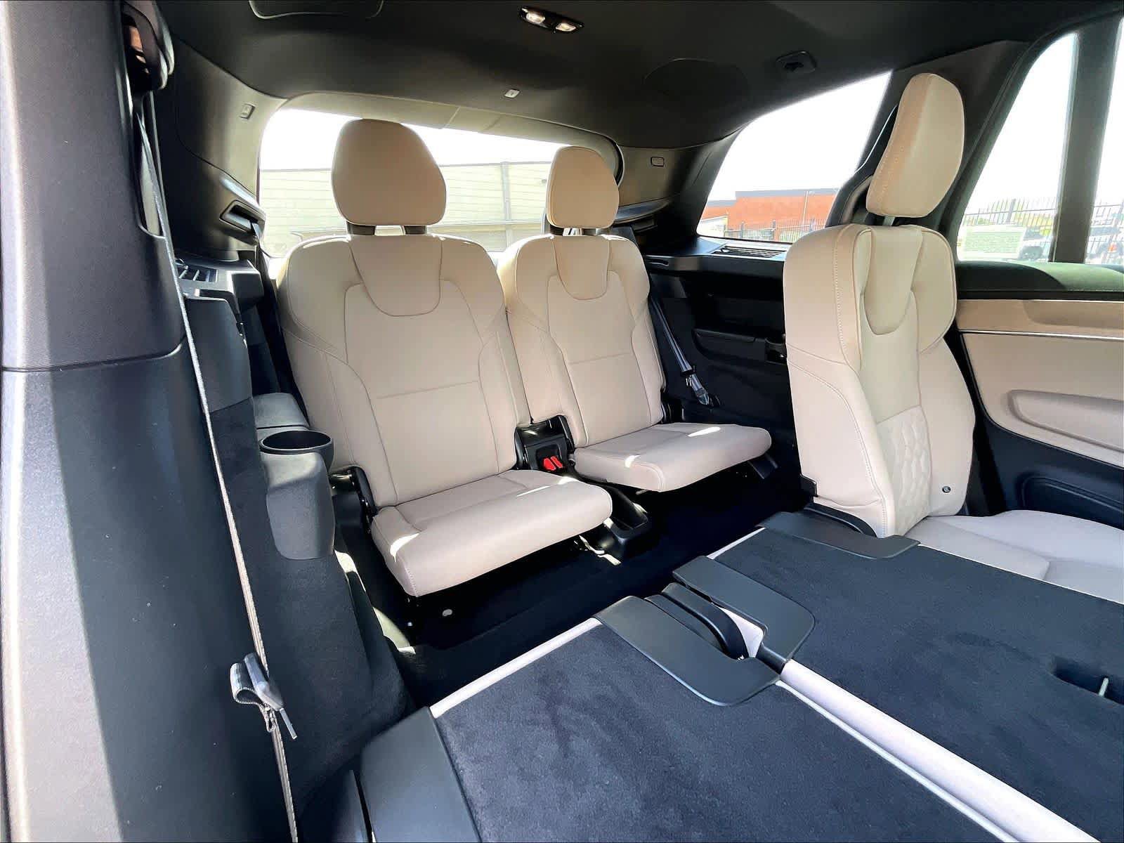 New 2026 Volvo XC90 B5 Plus w/ Protection Package AWD/4WD image 28