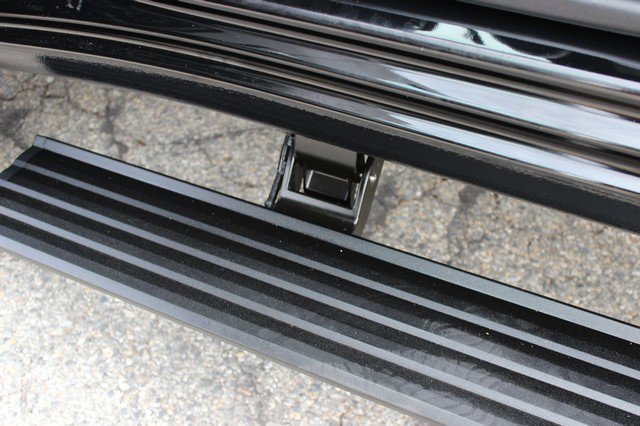 Used 2025 GMC Sierra 3500 AT4 image 6