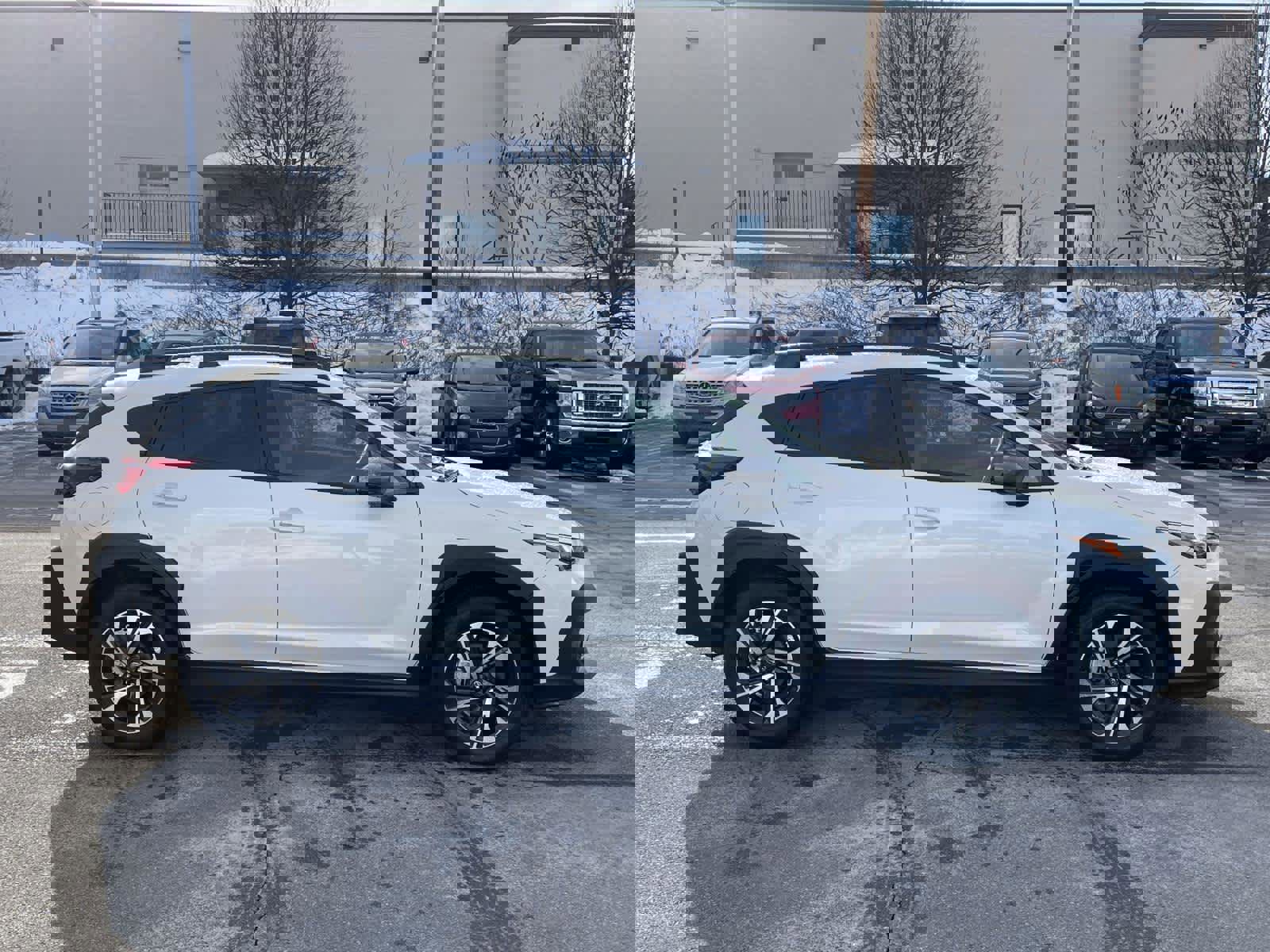 Used 2025 Subaru Crosstrek 2.0i Premium image 6