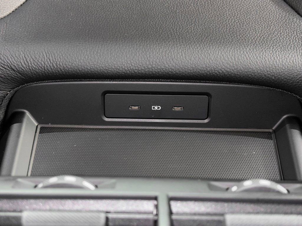 Certified 2026 Porsche Panamera 4 AWD/4WD image 36
