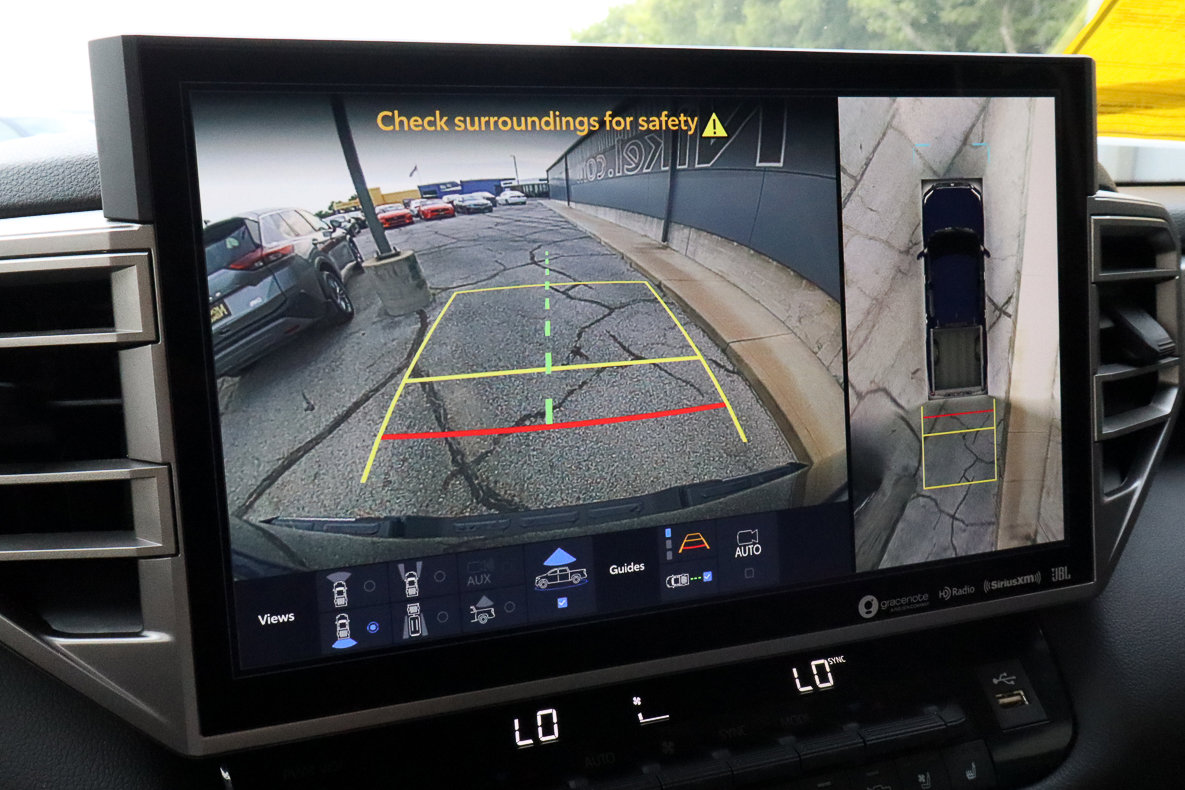 Used 2024 Toyota Tundra Limited image 11