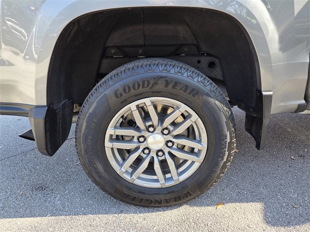 Used 2023 Chevrolet Colorado LT w/ LT Convenience Package II image 22