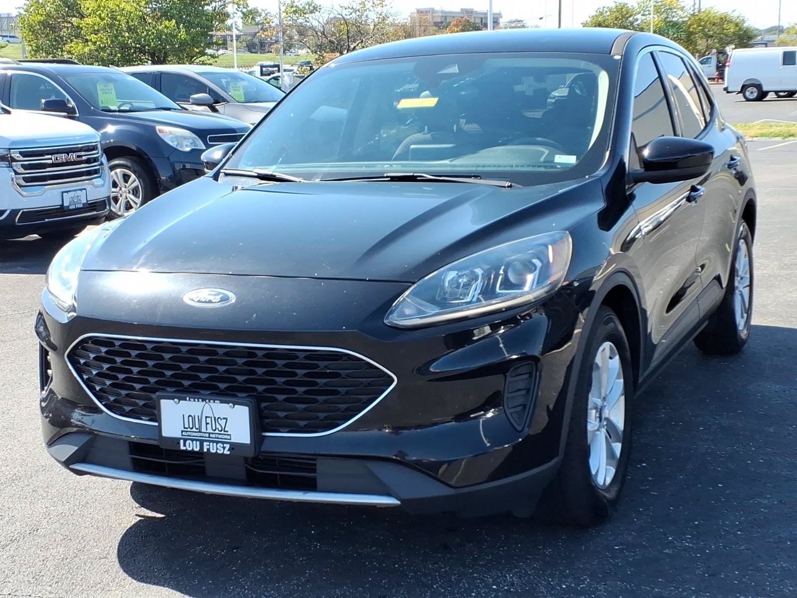 Used 2020 Ford Escape SE FWD image 2