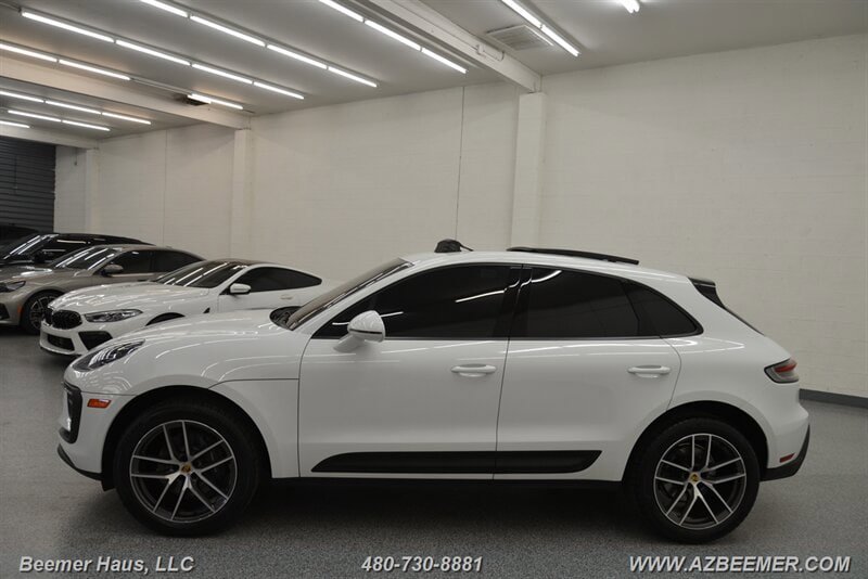 Used 2023 Porsche Macan image 4