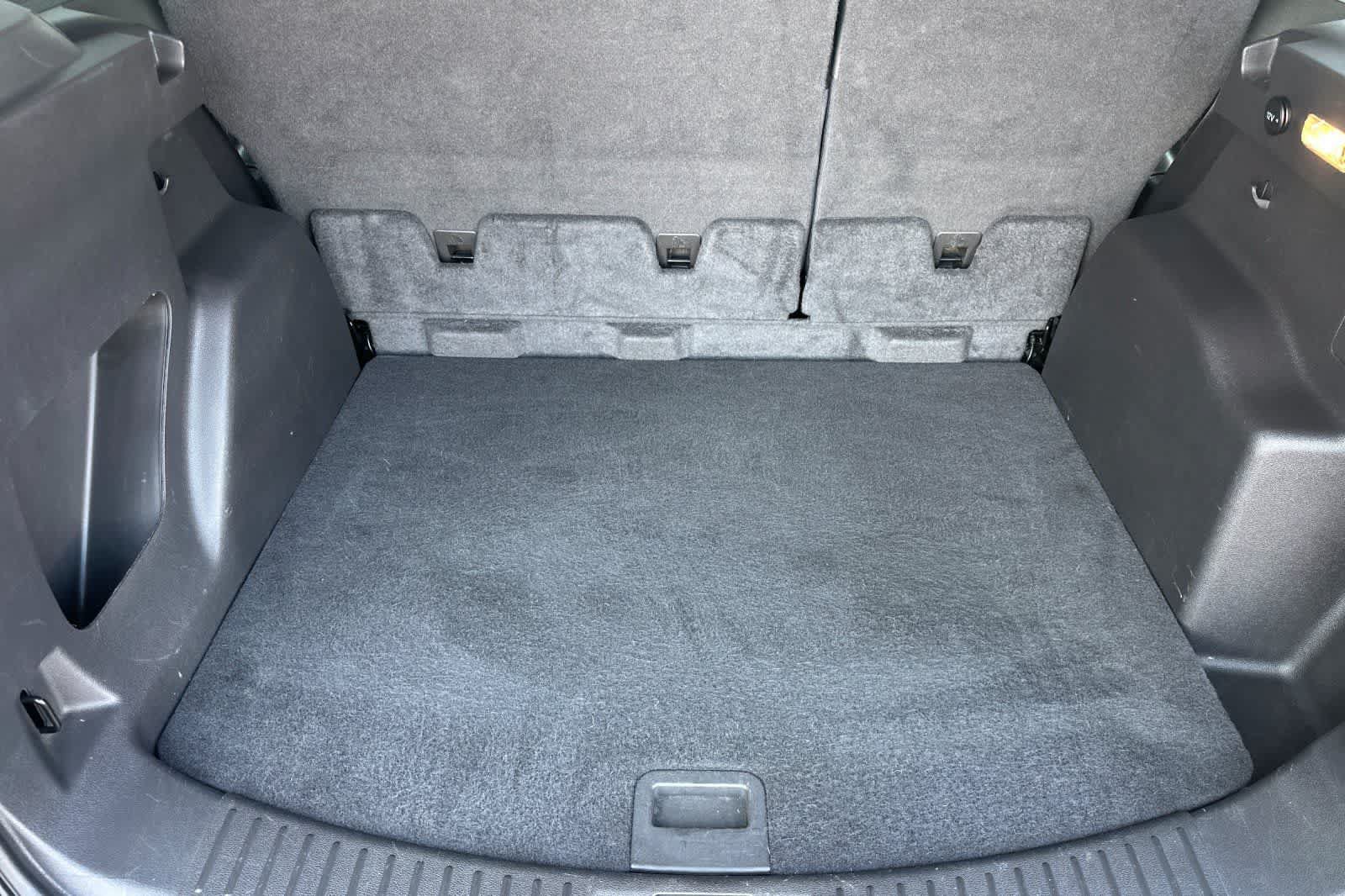 Used 2016 Ford Escape SE w/ Equipment Group 201A FWD image 16