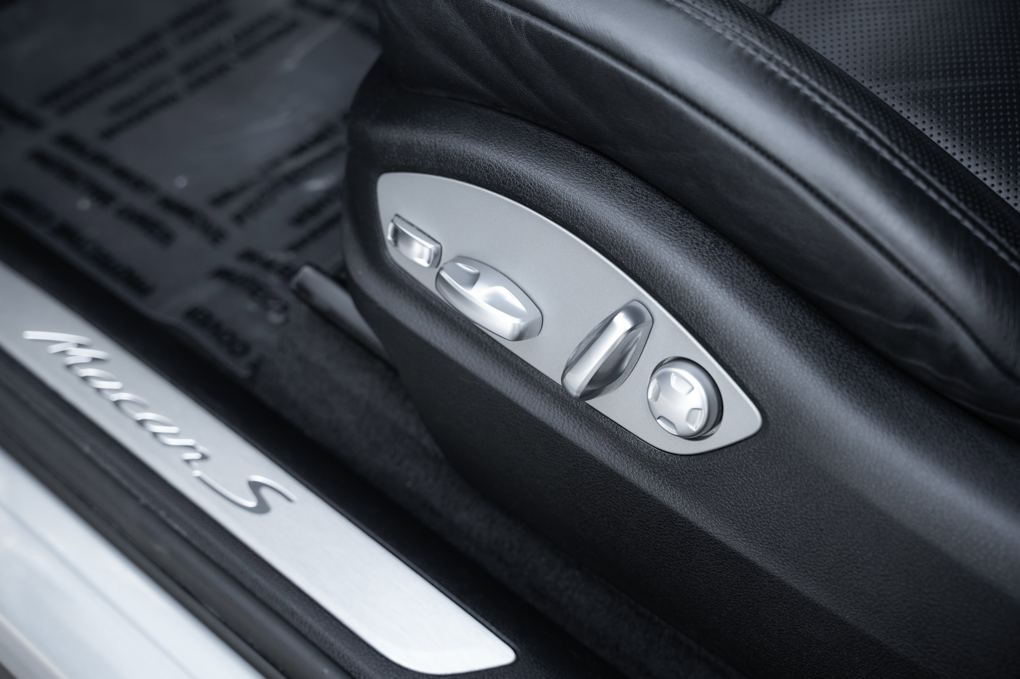 Used 2019 Porsche Macan S image 24