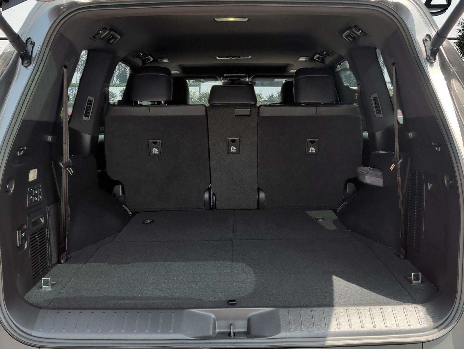 Certified 2026 Lexus LX 600 4WD w/ Accessory Package (Z1) image 28