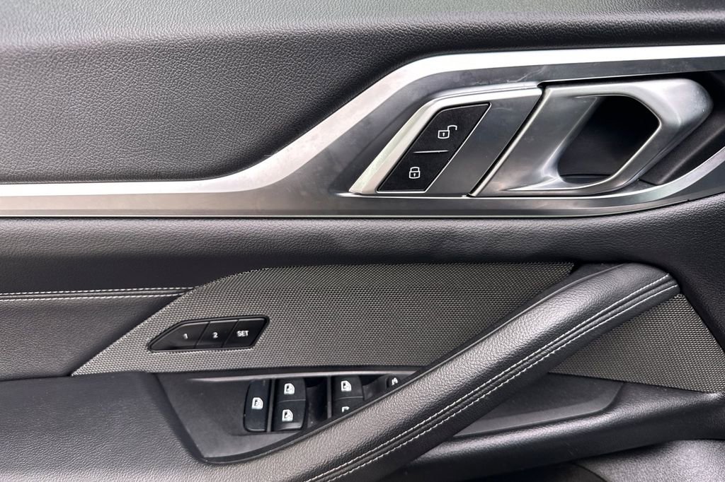 Used 2023 BMW i4 eDrive40 w/ M Sport Package image 10