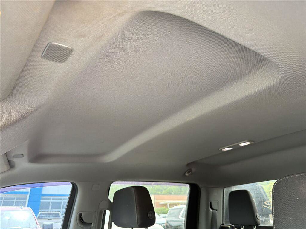 Used 2019 Chevrolet Silverado 1500 RST w/ True North Edition AWD/4WD image 15