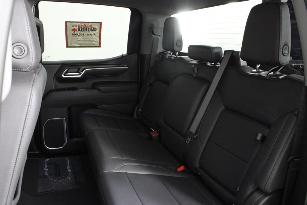 Used 2026 GMC Sierra 1500 SLT AWD/4WD image 19