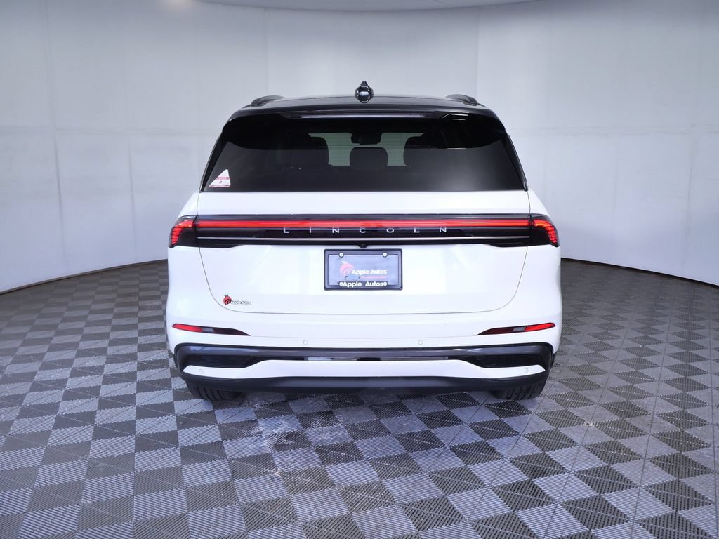 New 2026 Lincoln Nautilus Reserve w/ Jet Appearance Package AWD/4WD image 7