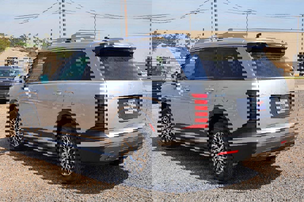 New 2026 Hyundai Palisade SEL image 2