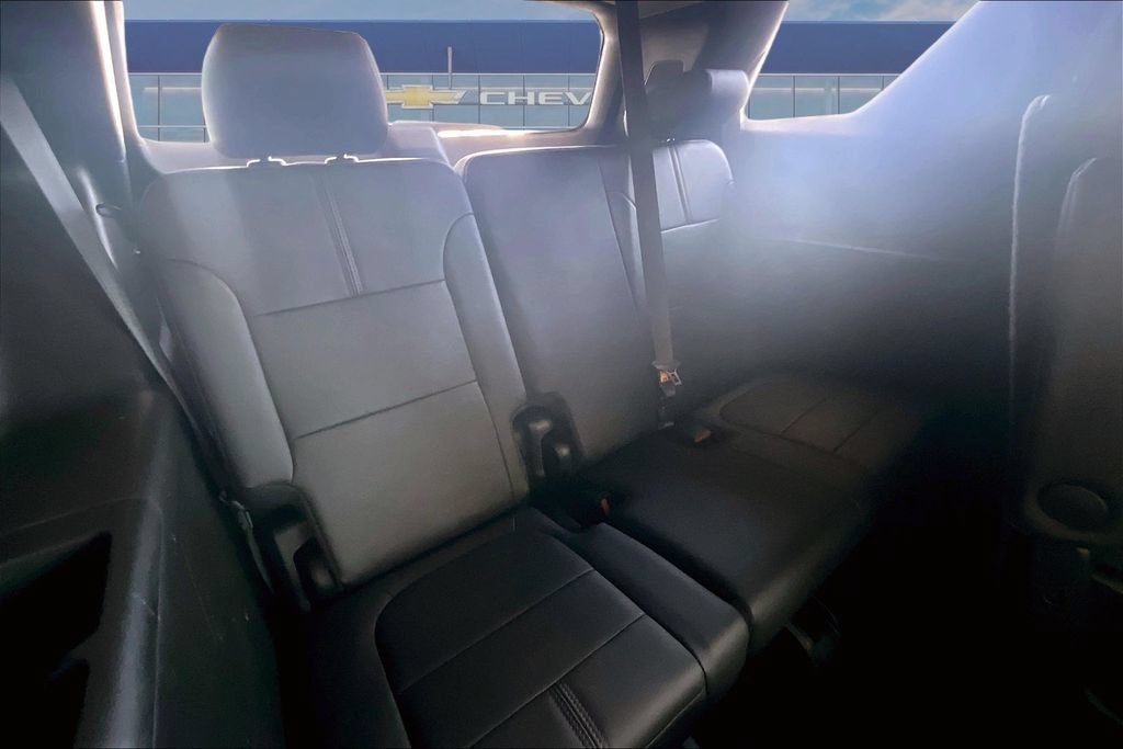 Used 2023 Chevrolet Traverse RS AWD/4WD image 22