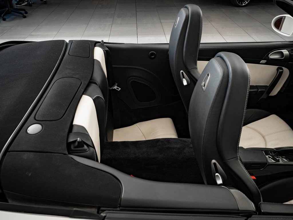 Used 2011 Porsche 911 Turbo S image 31