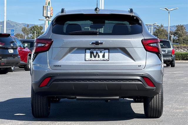 New 2026 Chevrolet Trax LT w/ Driver Confidence Package image 5