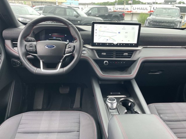 Used 2025 Ford Explorer ST-Line AWD/4WD image 15